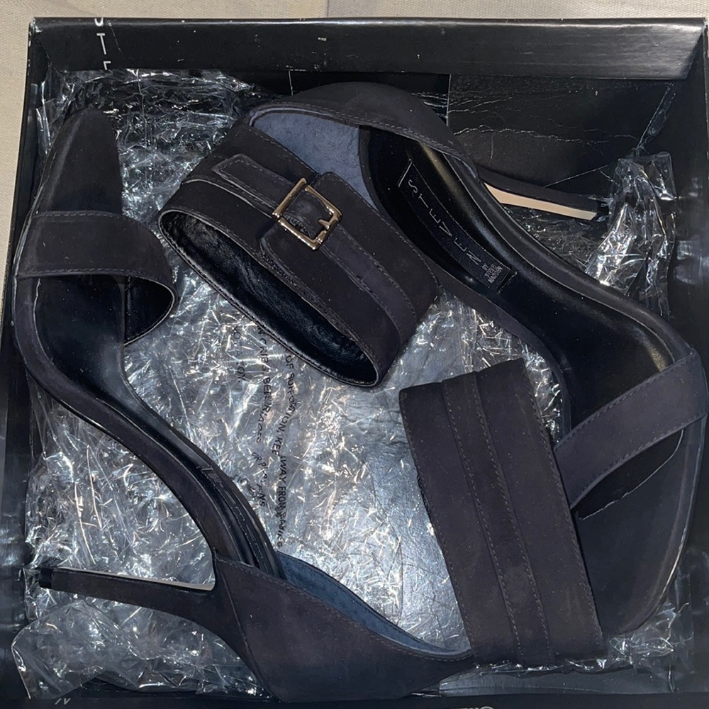 Women’s Designers Shoes